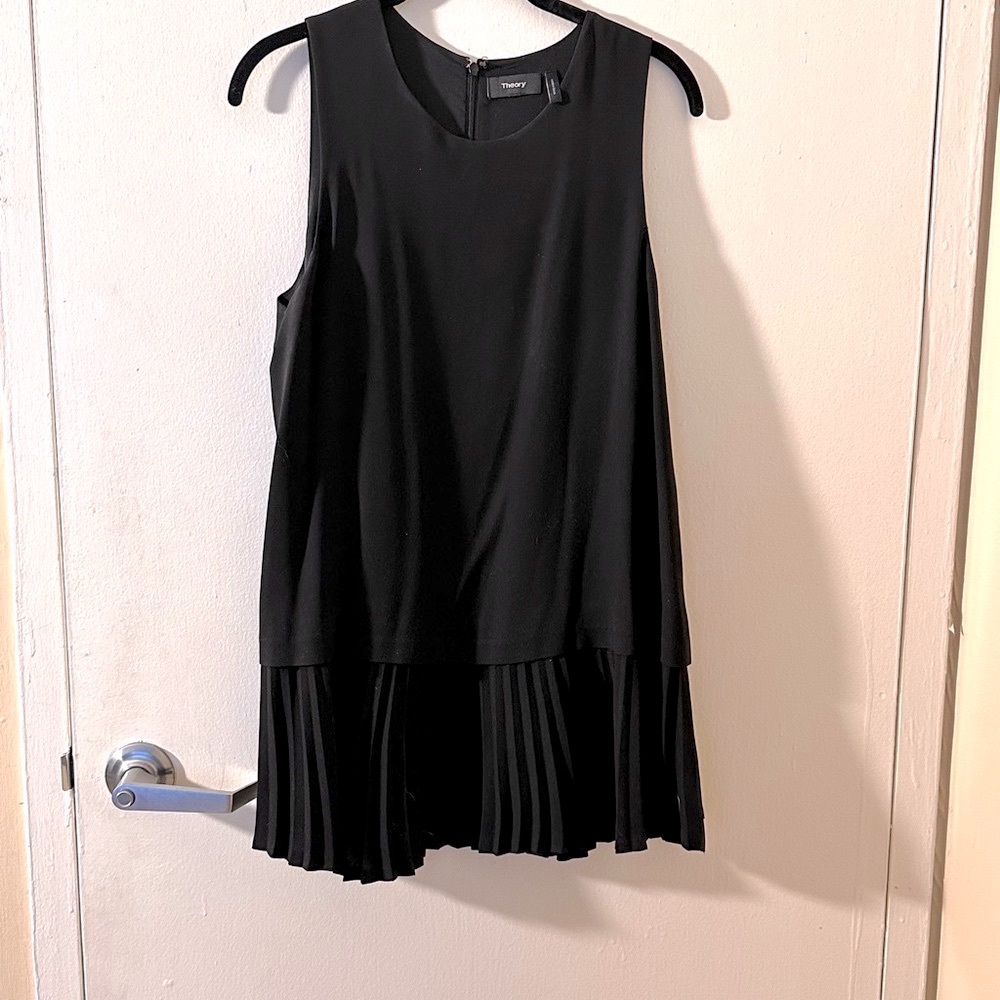 Theory Black Shell With Pleated Bottom - image 1